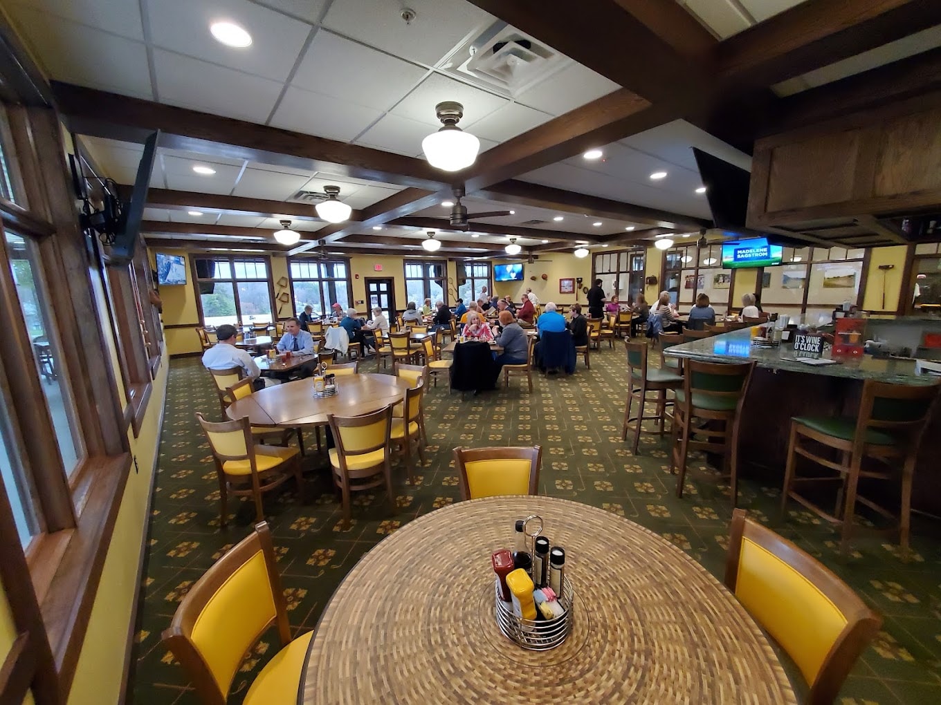 Toqua Bar & Grill dining area